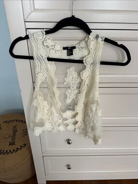 H&M Cream Lace Sheer Sleeveless Camisole